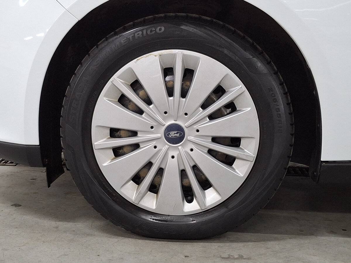 Ford Focus 2018 года с пробегом. Фото: #16