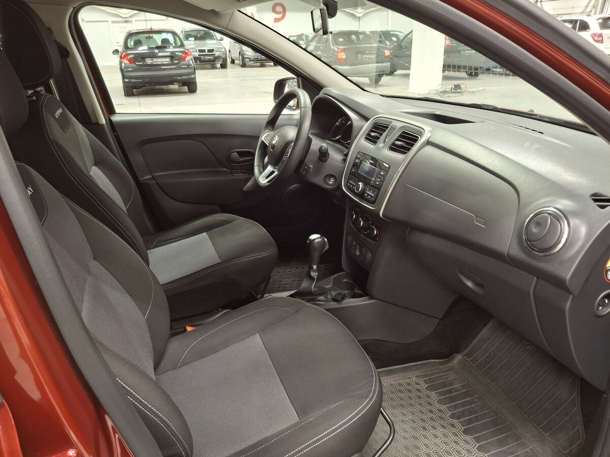 Renault Sandero 2021 года с пробегом. Фото: #10