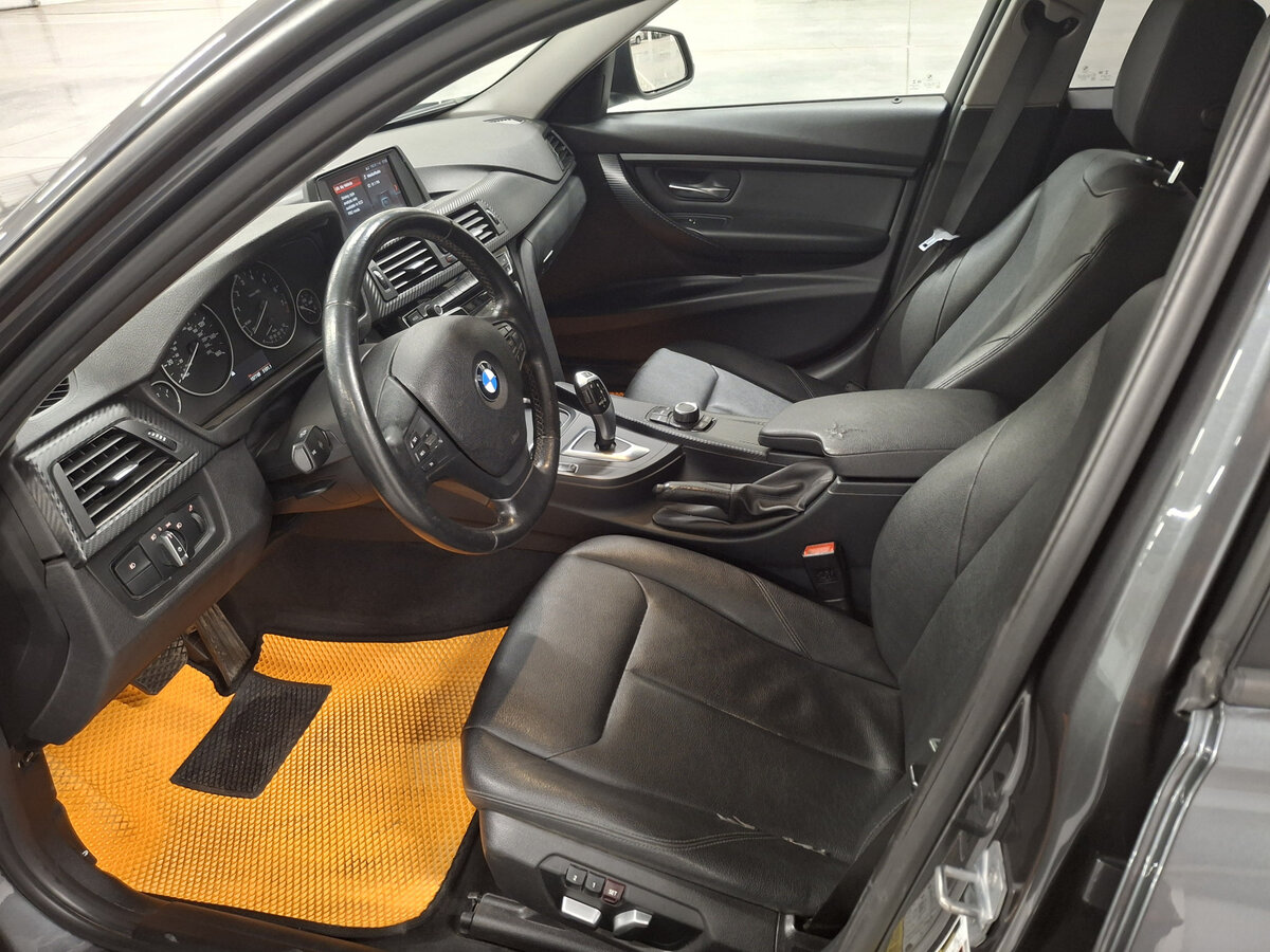 BMW 3 серии 2018 года с пробегом. Фото: #13