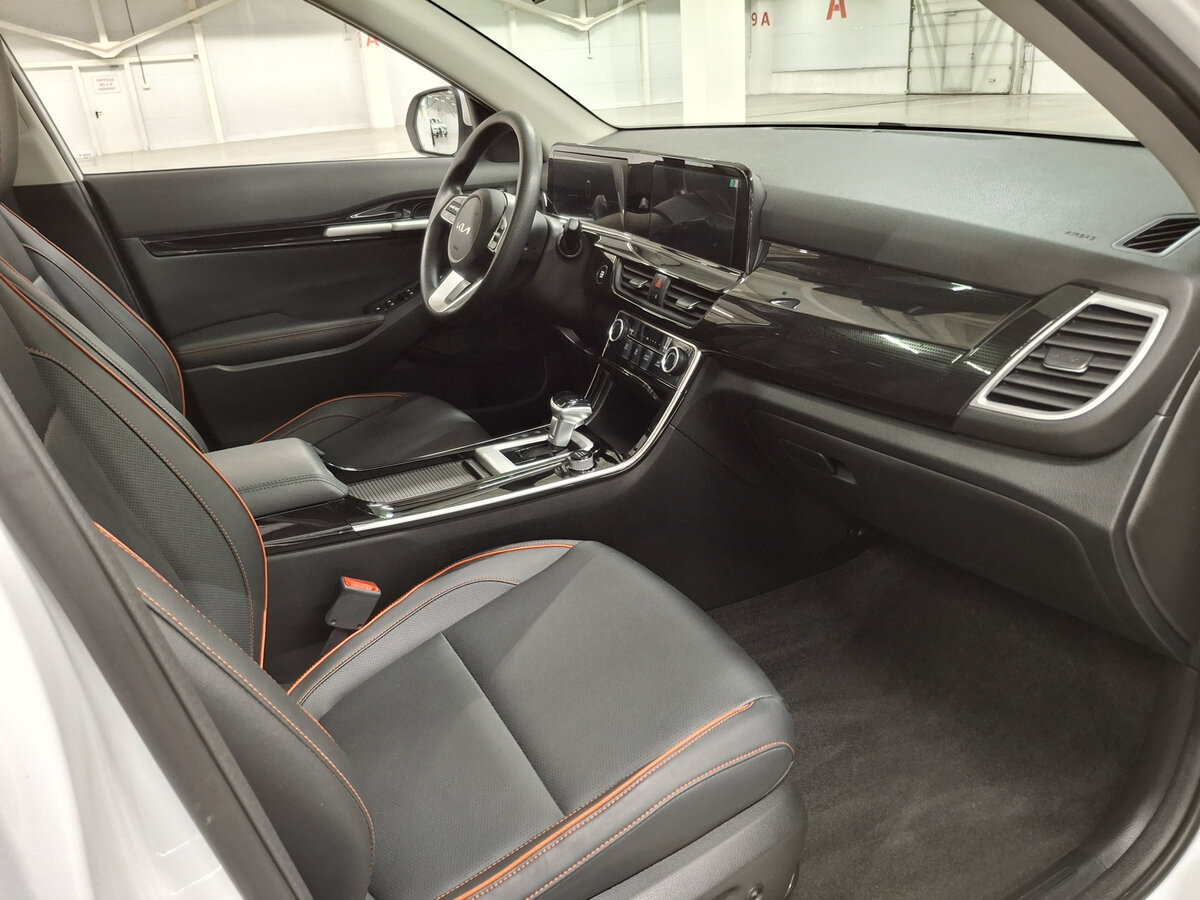 Kia Seltos 2024 года с пробегом. Фото: #10