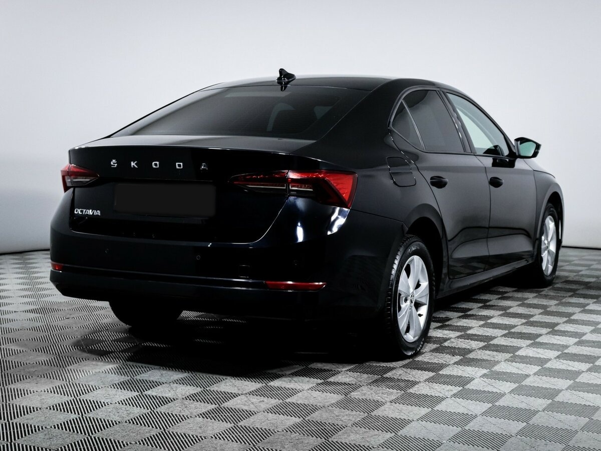 Б/У Шкода Октавия 2020 года. Фото: #3