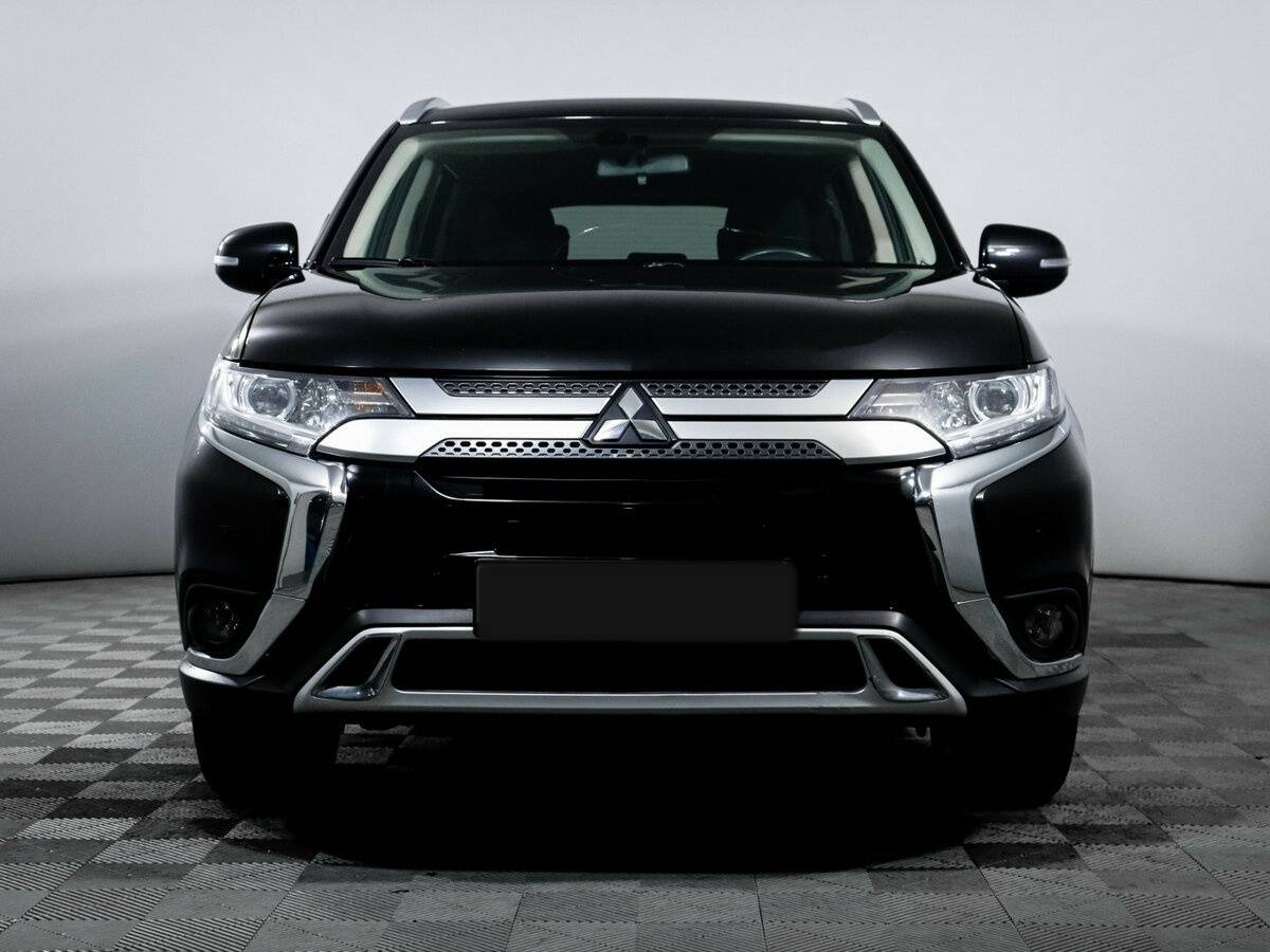 Mitsubishi Outlander 2019 года с пробегом. Фото: #1