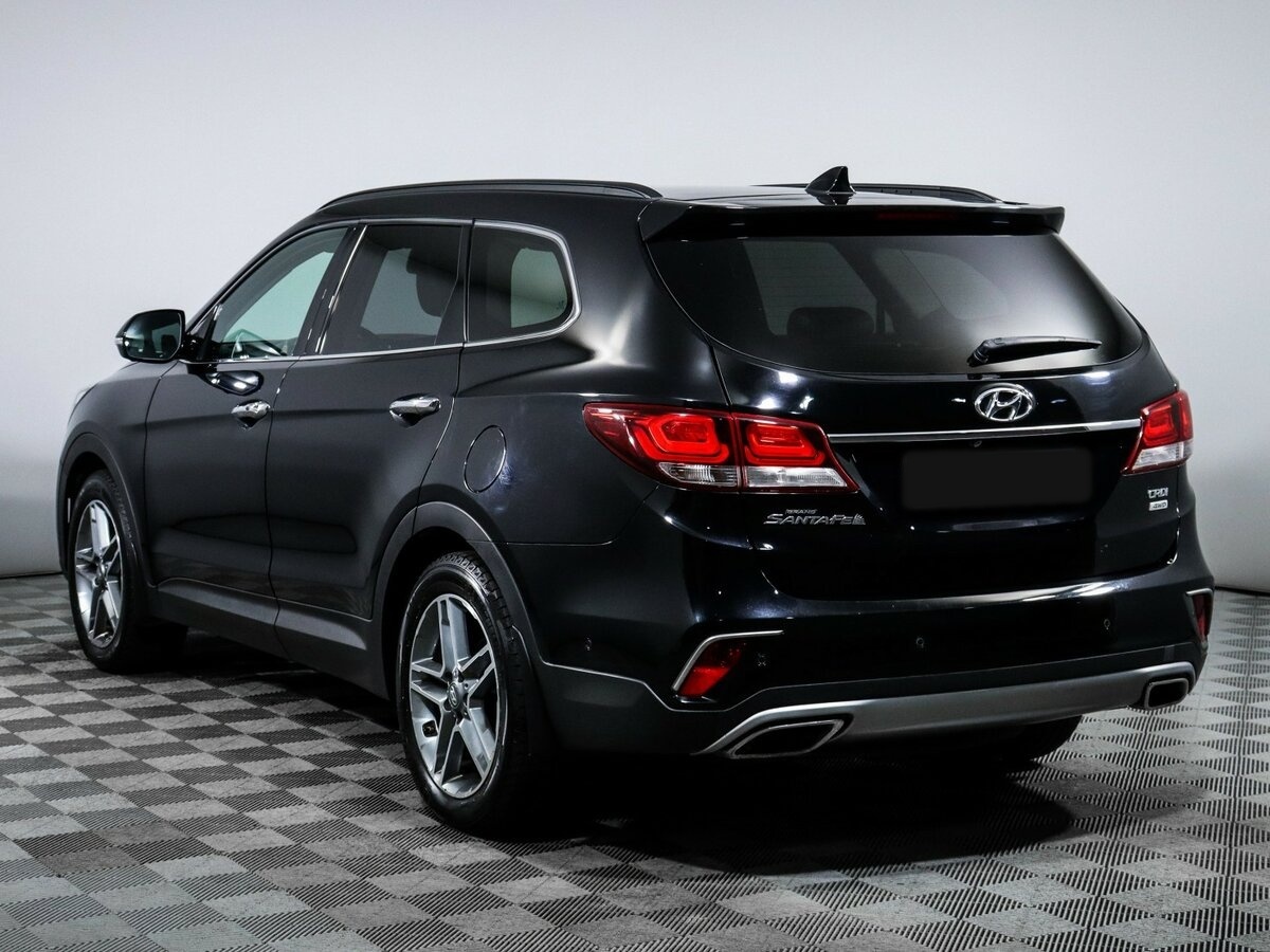 Hyundai Santa Fe 2017 года с пробегом. Фото: #6