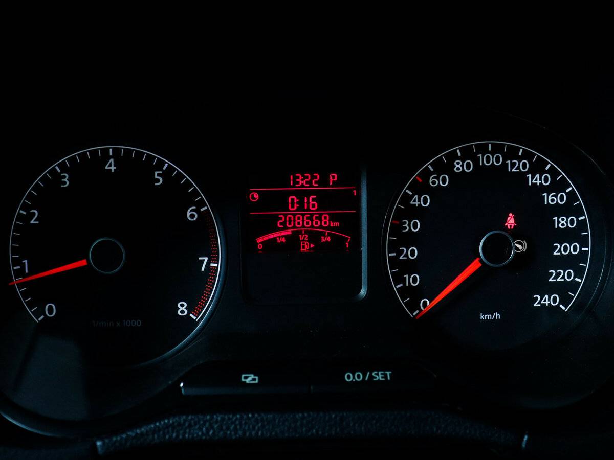 Б/У Фольксваген Поло 2014 года. Фото: #8