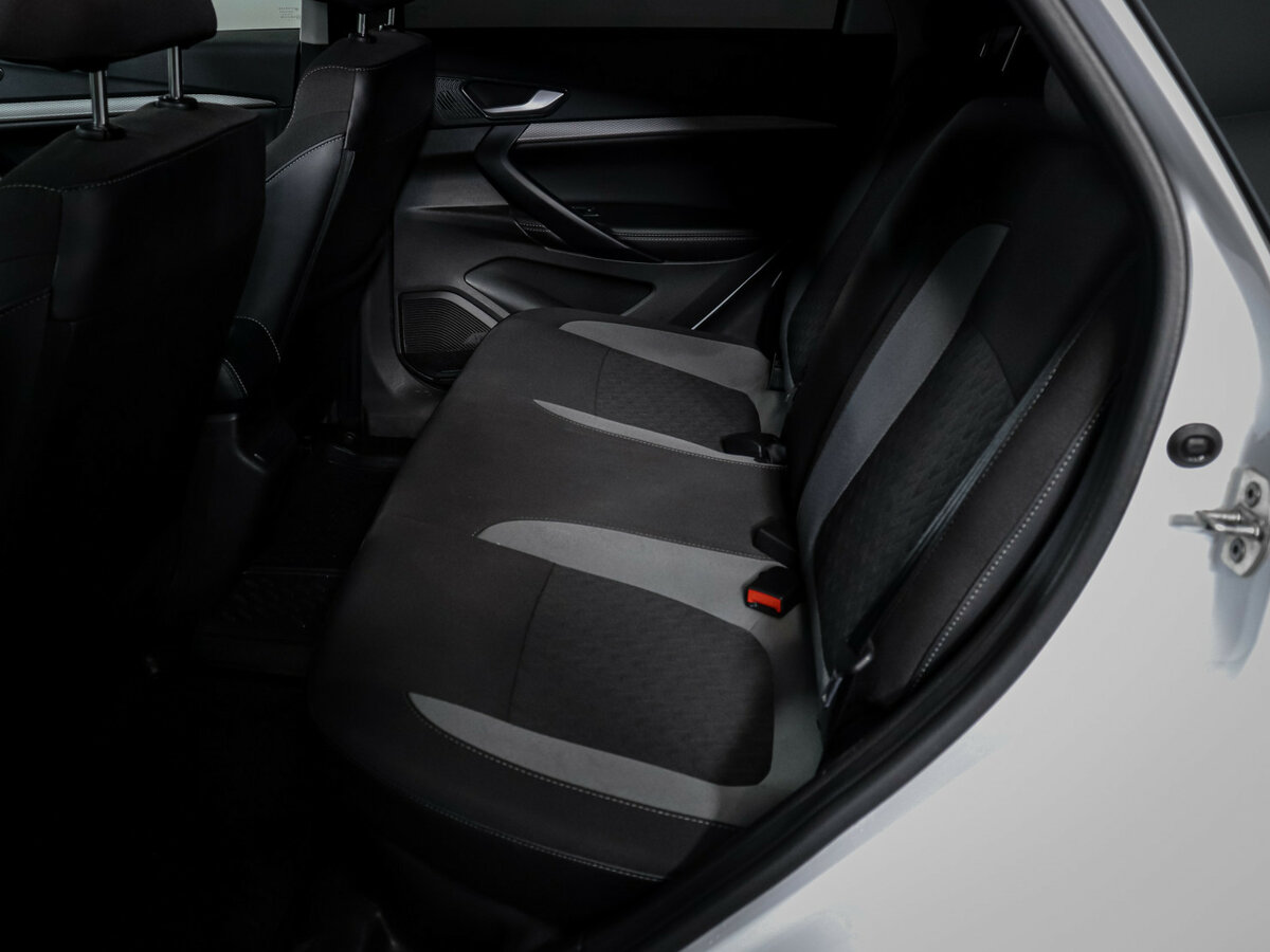 Б/У Лада (ВАЗ) Веста 2023 года. Фото: #7