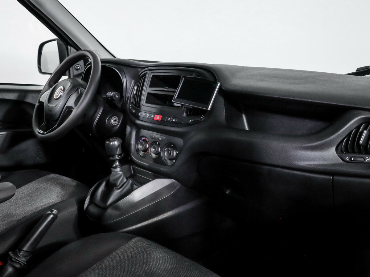 Б/У Фиат Добло 2020 года. Фото: #6