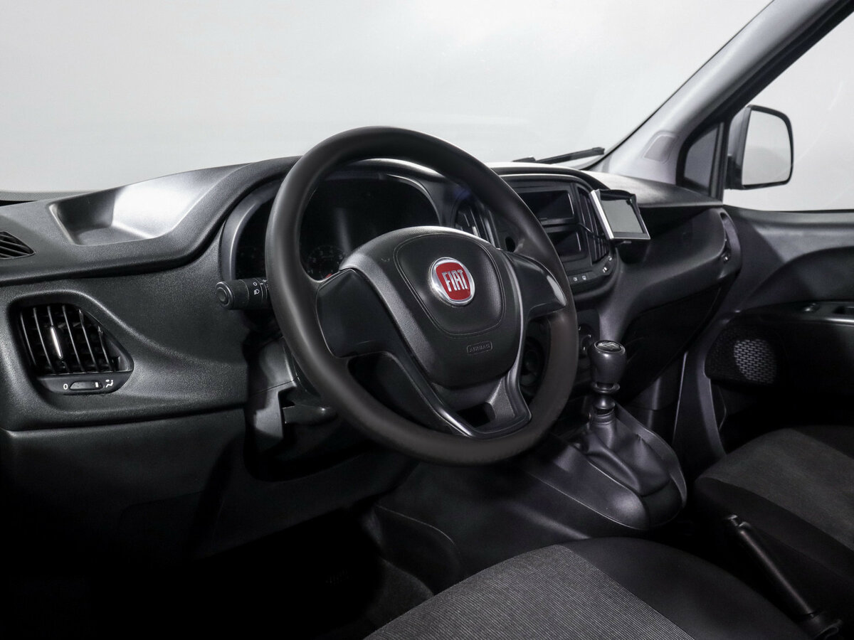 Б/У Фиат Добло 2020 года. Фото: #10