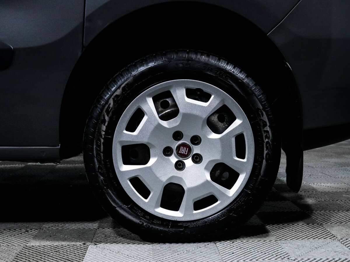 Б/У Фиат Добло 2020 года. Фото: #11