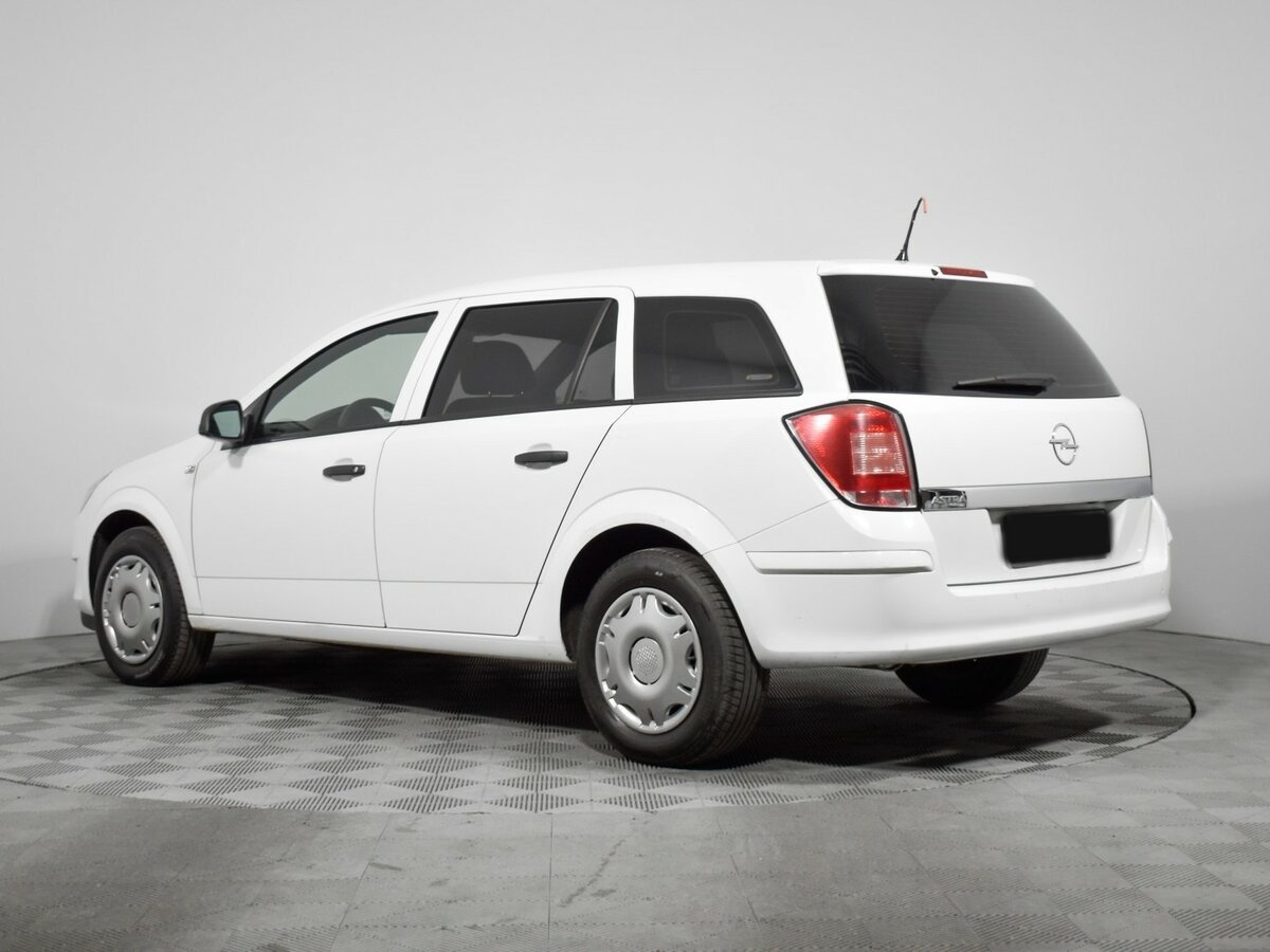 Б/У Опель Астра 2013 года. Фото: #6