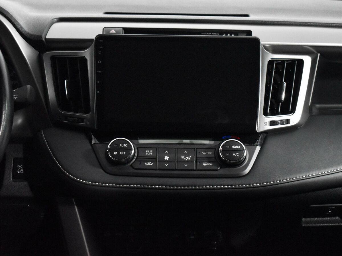 Б/У Тойота Рав4 2016 года. Фото: #13