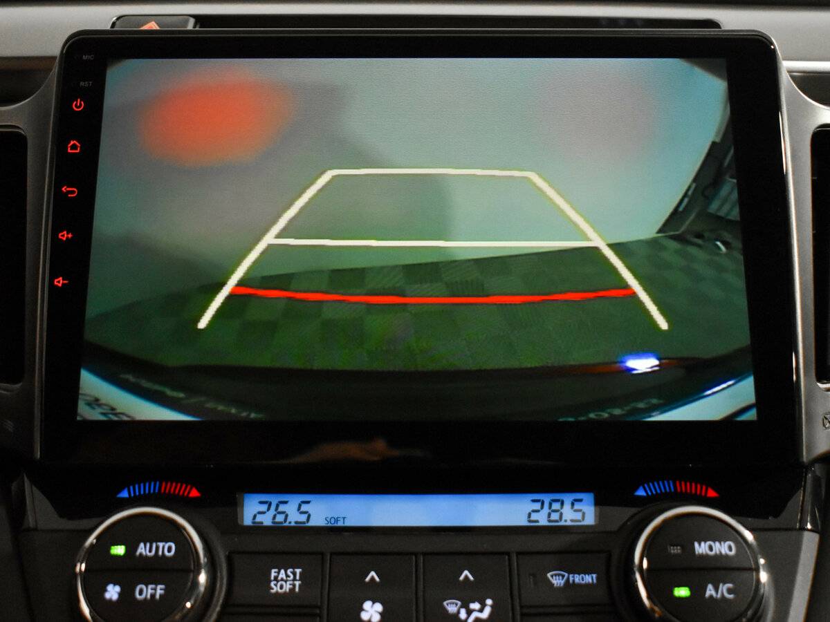 Б/У Тойота Рав4 2016 года. Фото: #16