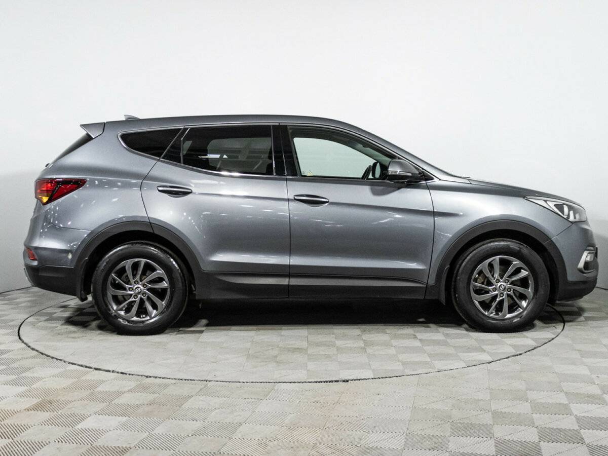 Hyundai Santa Fe 2017 года с пробегом. Фото: #14
