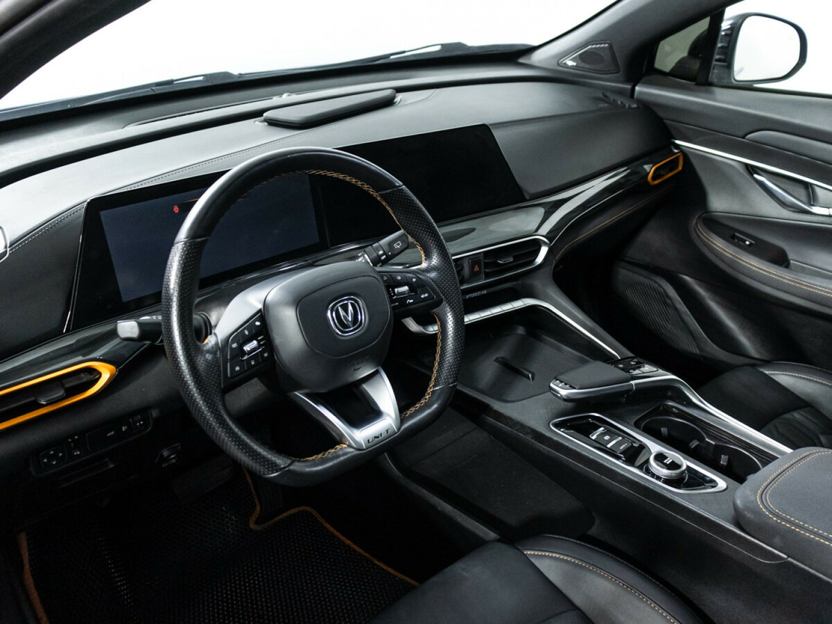 Б/У Чанган УНИ-Т 2021 года. Фото: #10