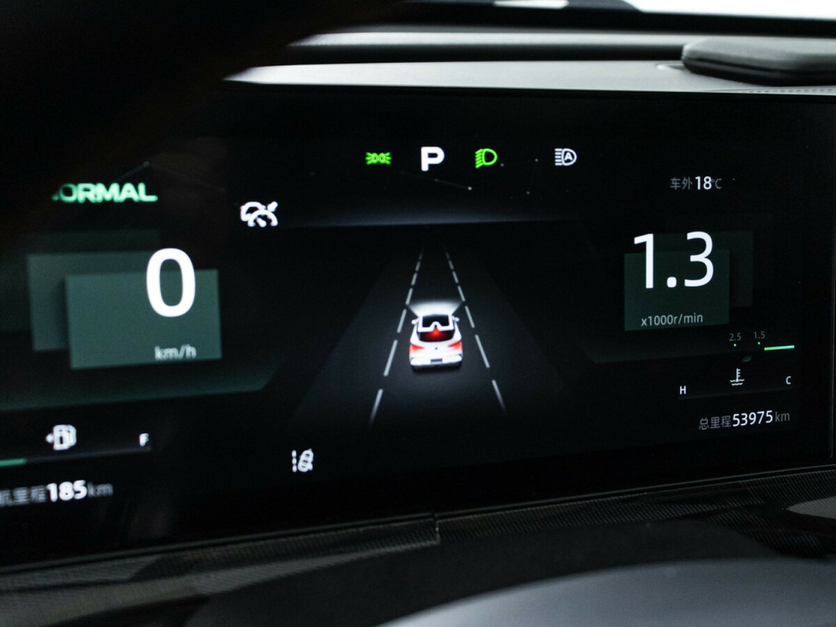 Б/У Чанган УНИ-Т 2021 года. Фото: #11