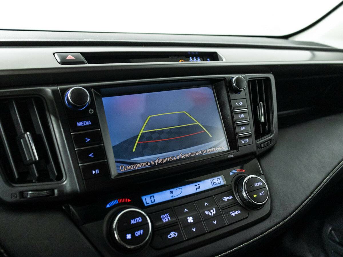 Б/У Тойота Рав4 2017 года. Фото: #13