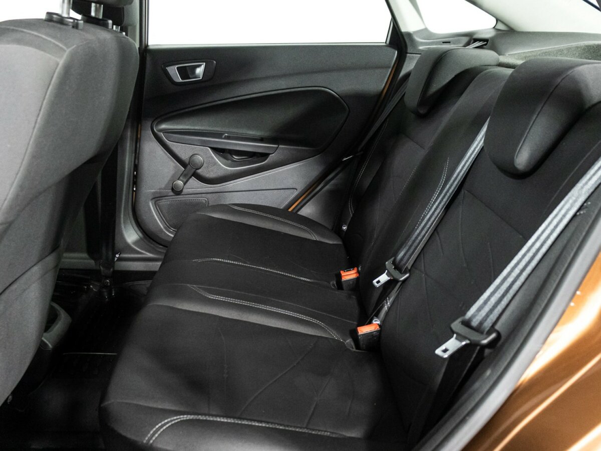 Б/У Форд Фиеста 2016 года. Фото: #9