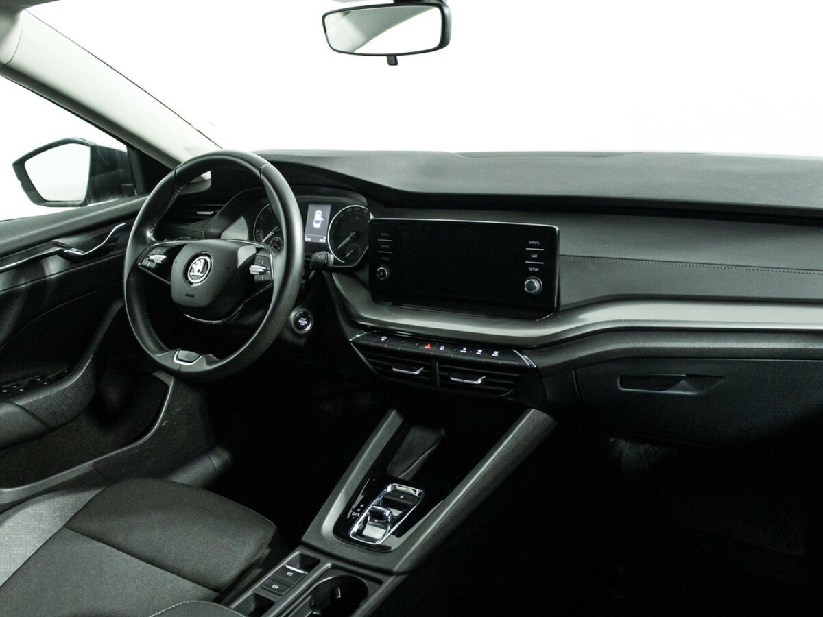 Б/У Шкода Октавия 2021 года. Фото: #8