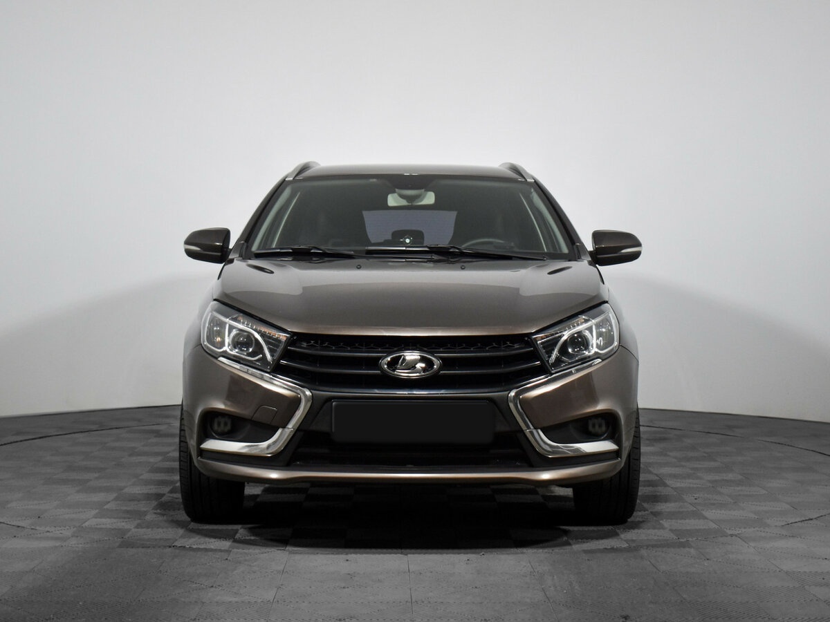 Б/У Лада (ВАЗ) Веста 2018 года. Фото: #1