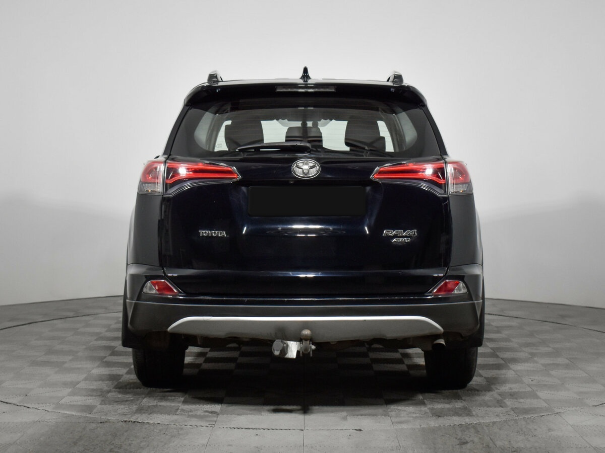 Б/У Тойота Рав4 2018 года. Фото: #4