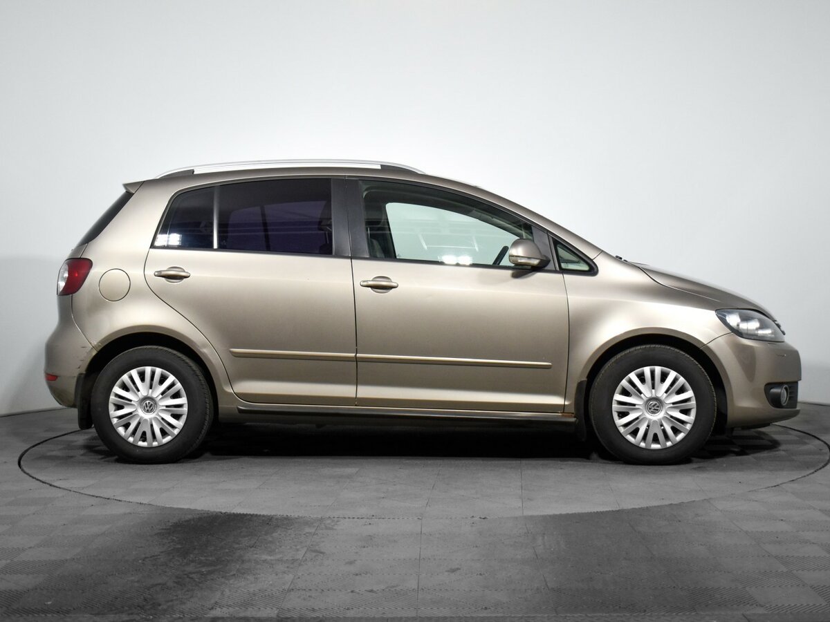 Б/У Фольксваген Гольф Плюс 2012 года. Фото: #3