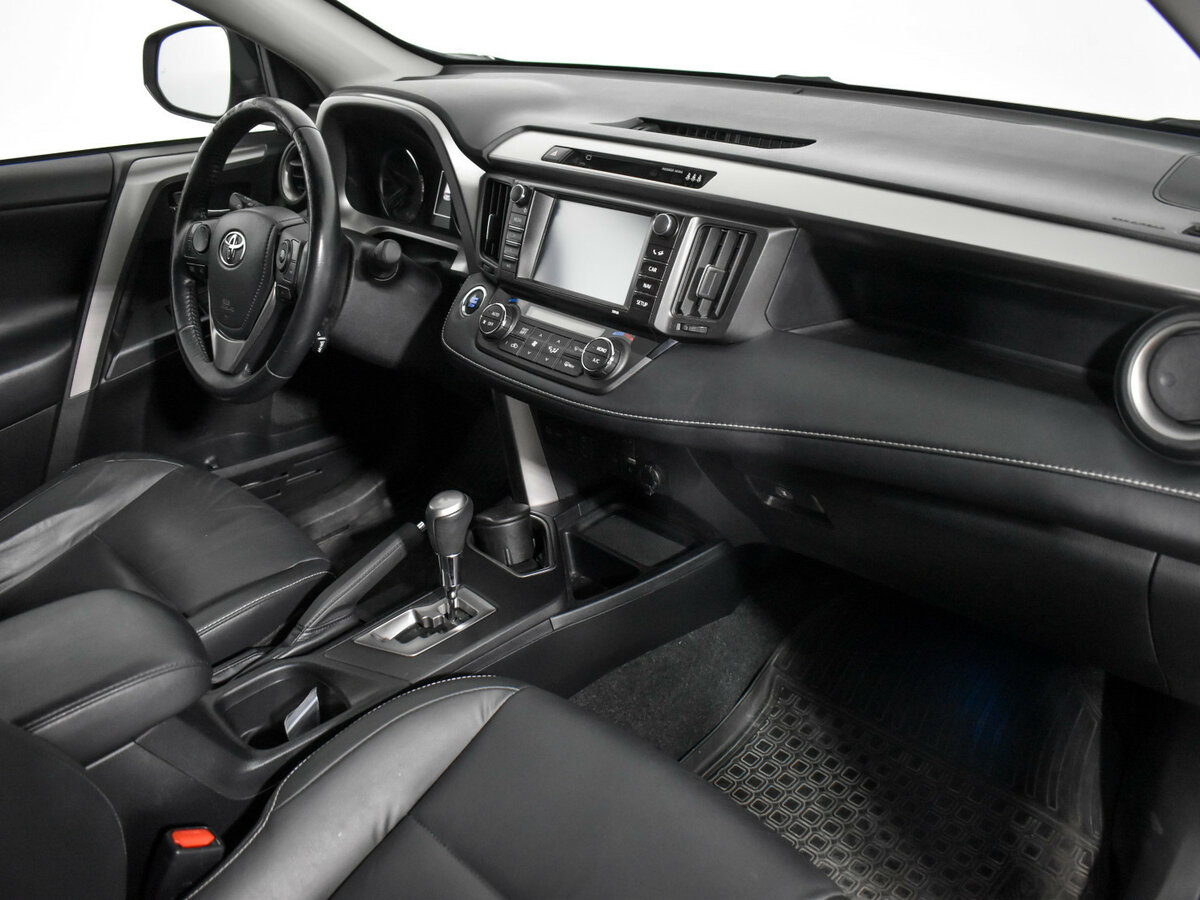 Б/У Тойота Рав4 2017 года. Фото: #11