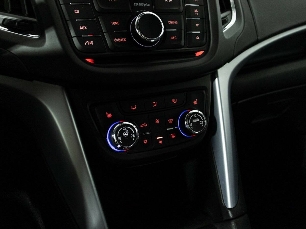 Б/У Опель Зафира 2013 года. Фото: #14