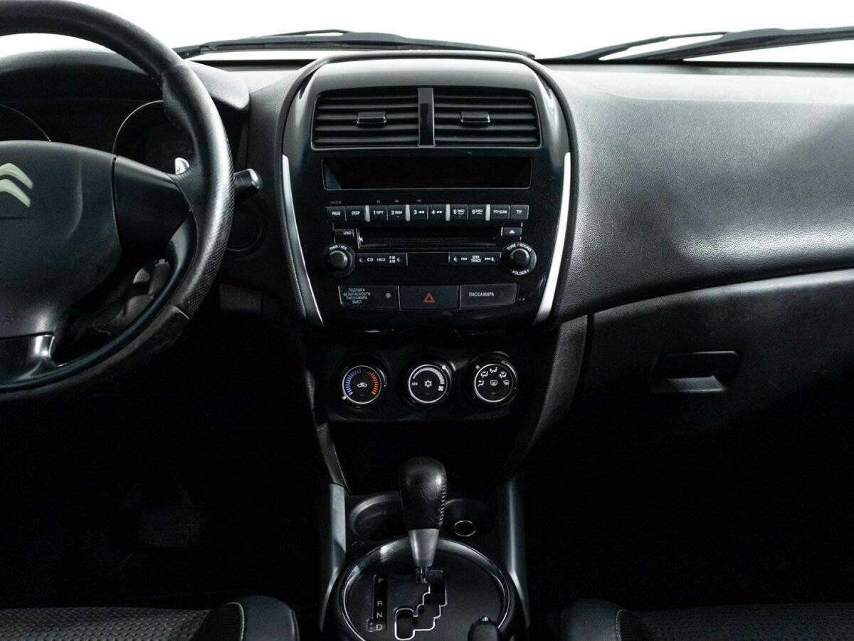 Б/У Ситроен Ц4 Эйркросс 2012 года. Фото: #13