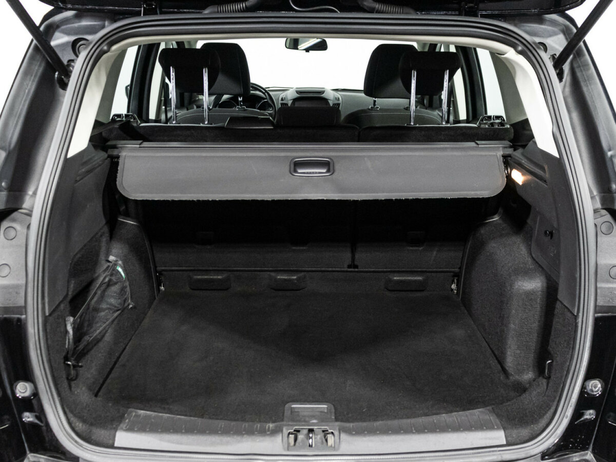 Б/У Форд Куга 2017 года. Фото: #13