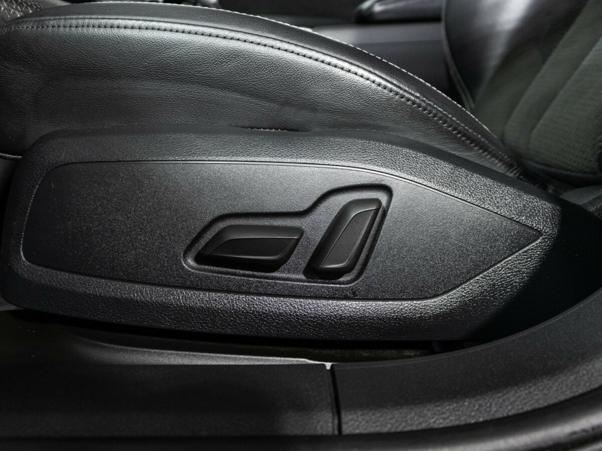 Audi A4 2016 года с пробегом. Фото: #13