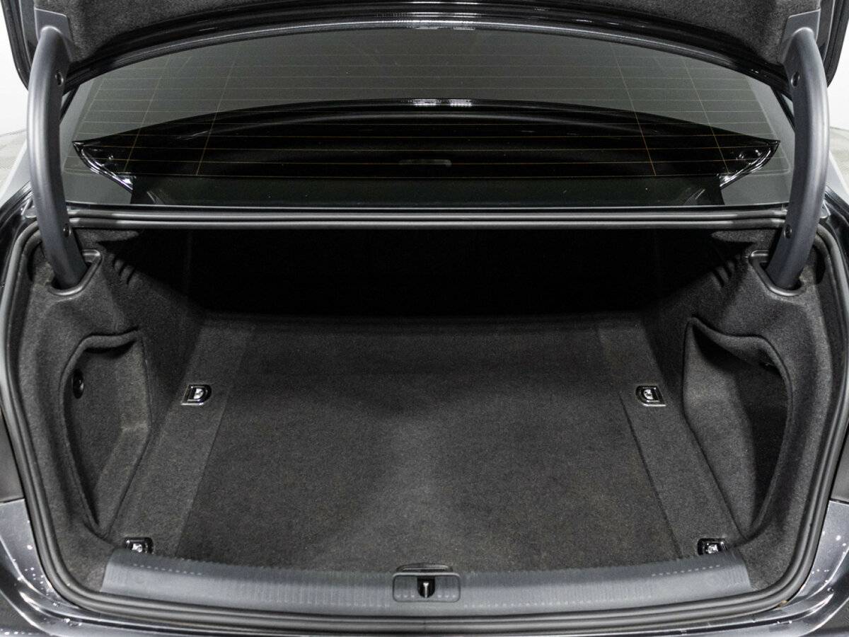 Audi A4 2016 года с пробегом. Фото: #19