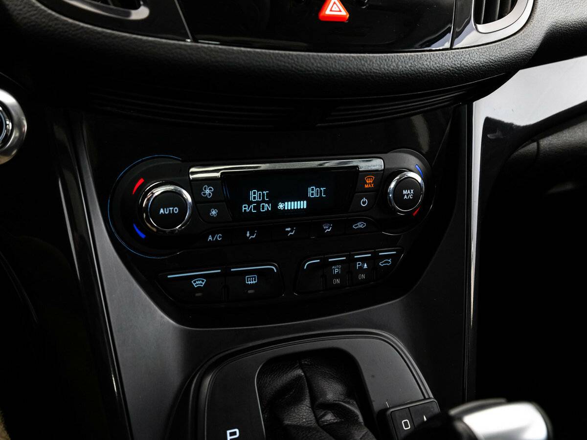 Б/У Форд Куга 2013 года. Фото: #10