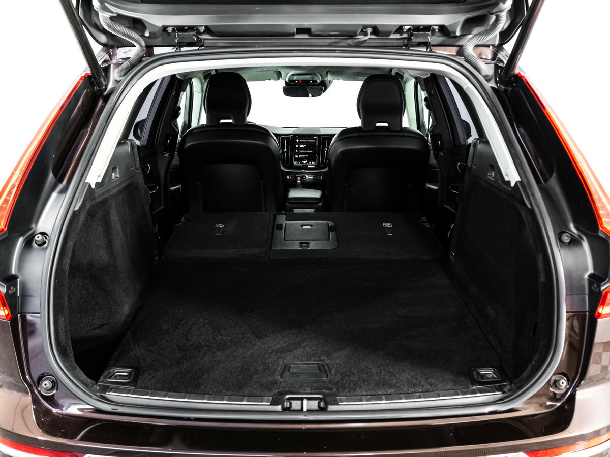 Volvo XC60 2019 года с пробегом. Фото: #22