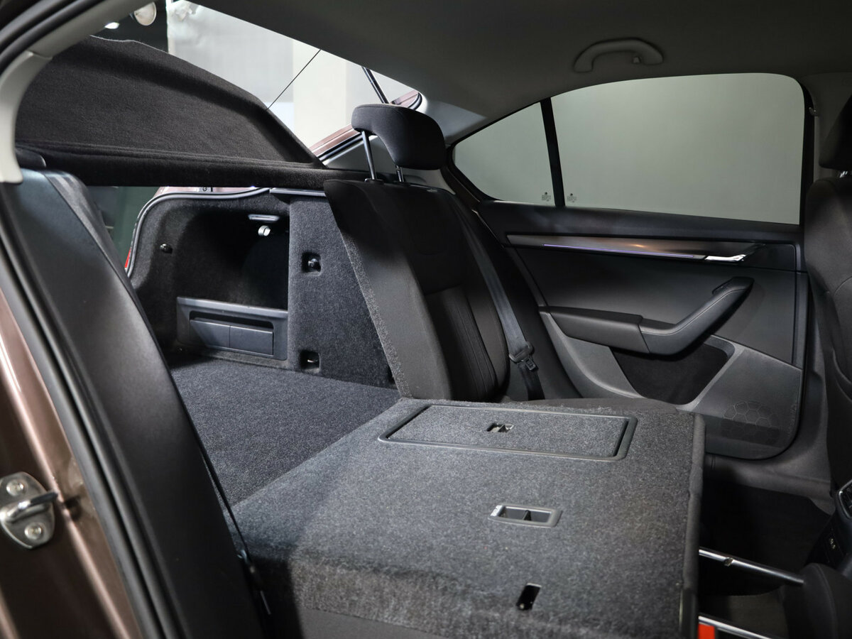 Б/У Шкода Октавия 2017 года. Фото: #12