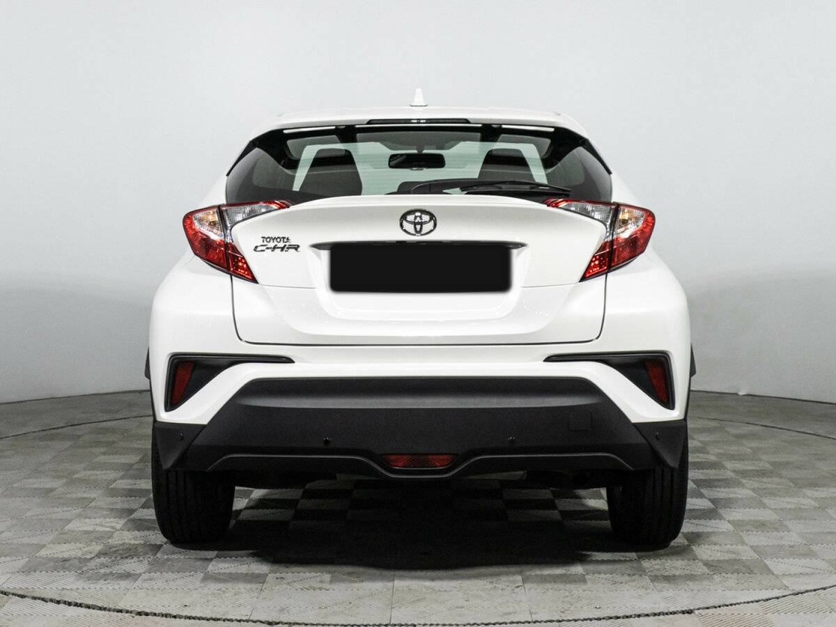 Toyota C-HR 2018 года с пробегом. Фото: #5