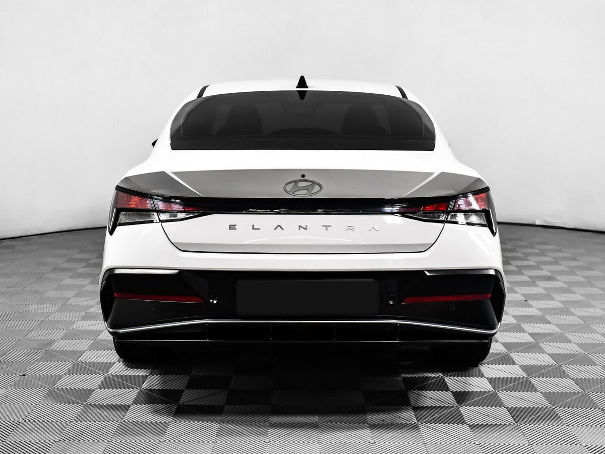 Б/У Хендай Елантра 2023 года. Фото: #5