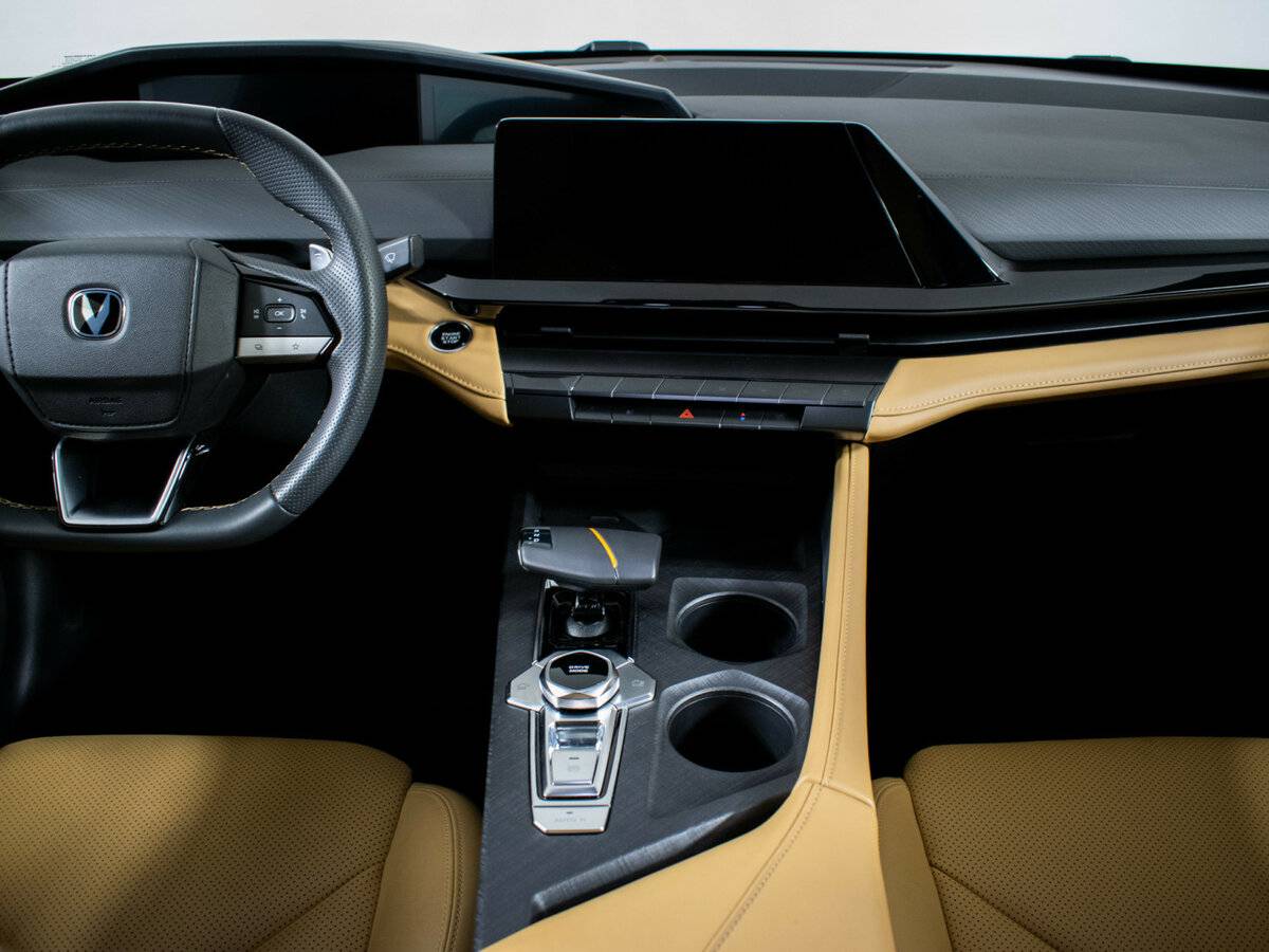 Changan UNI-V 2022 года с пробегом. Фото: #8