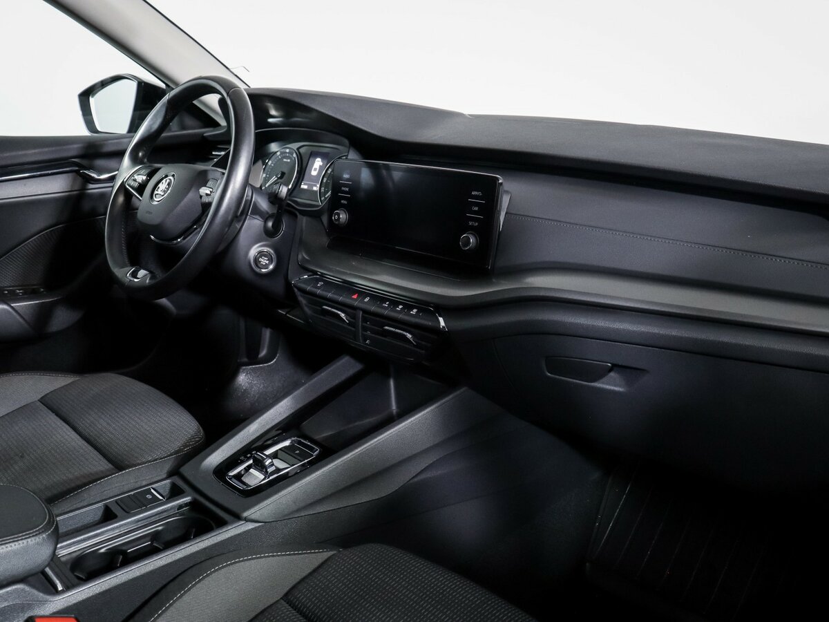 Б/У Шкода Октавия 2020 года. Фото: #6