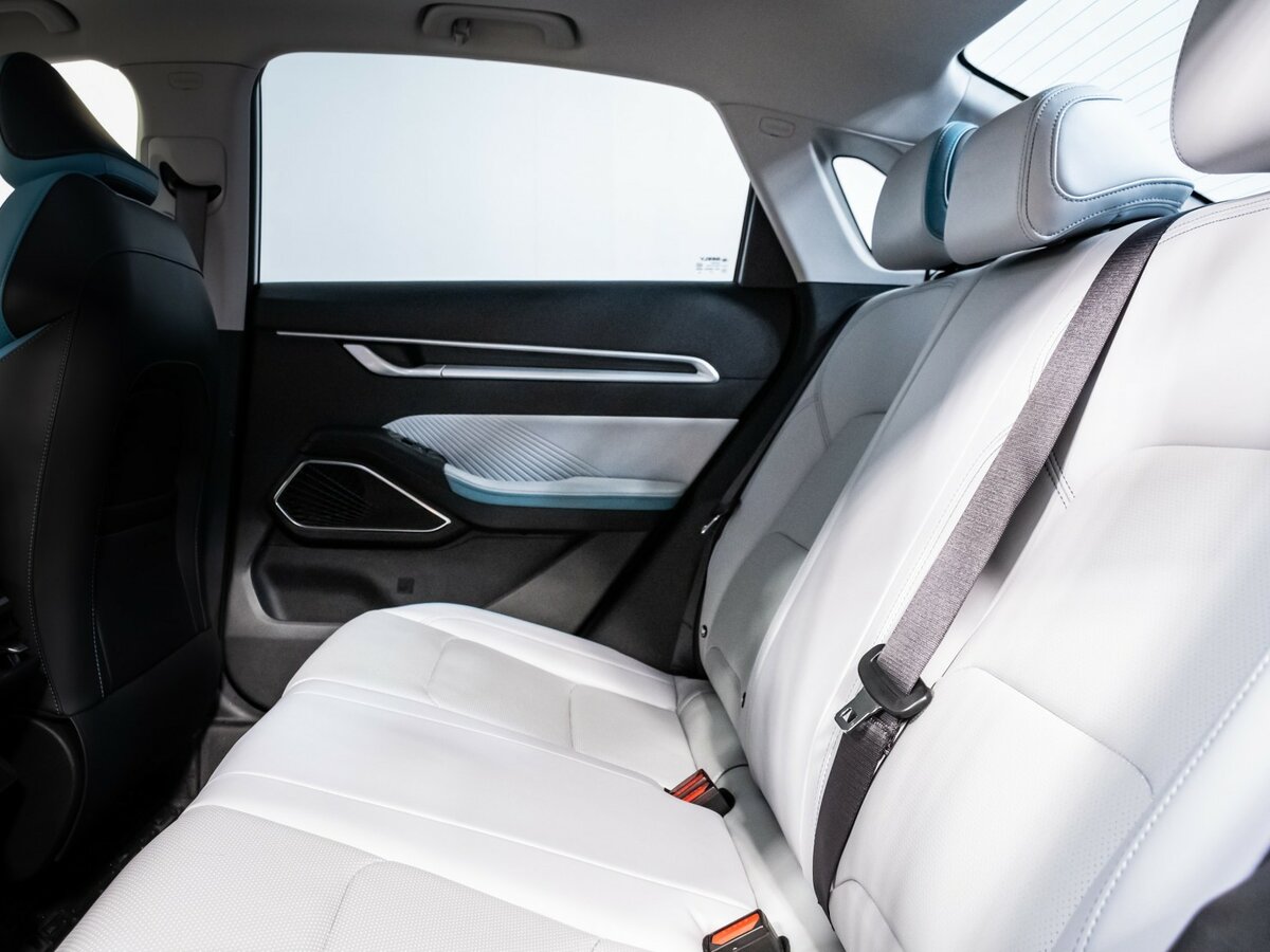 Б/У Джили Эмгранд 2023 года. Фото: #7