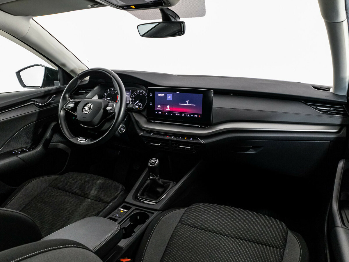 Skoda Octavia 2021 года с пробегом. Фото: #6