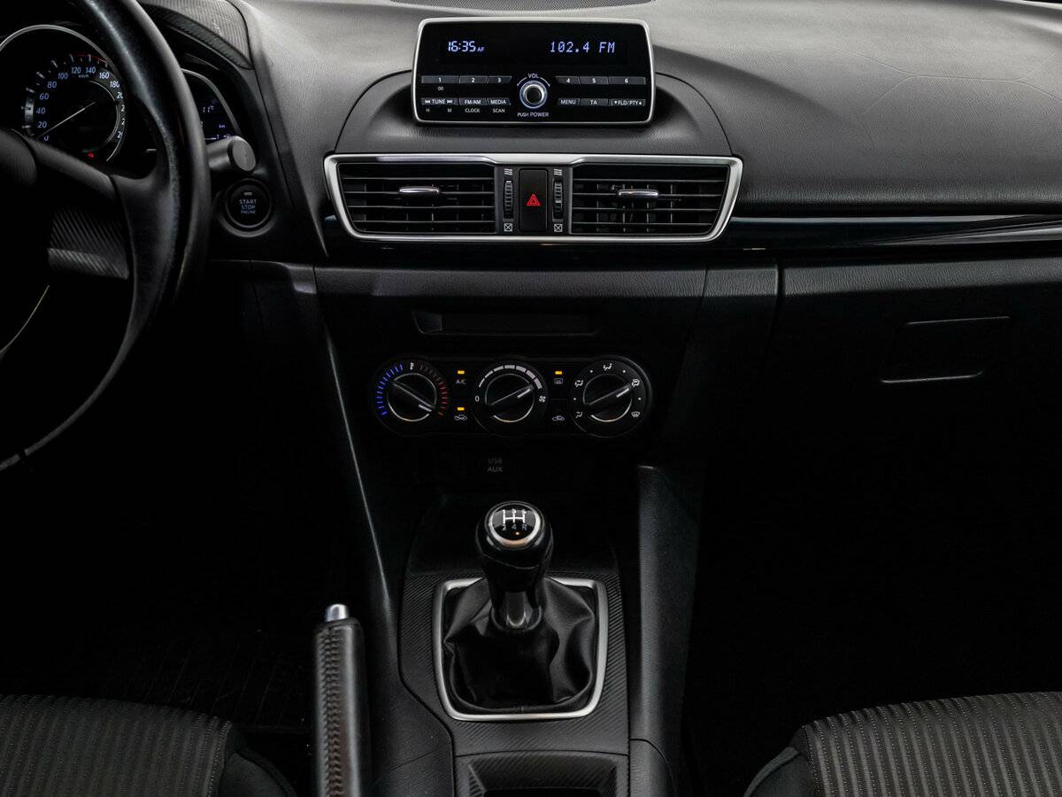 Б/У Мазда 3 2013 года. Фото: #9