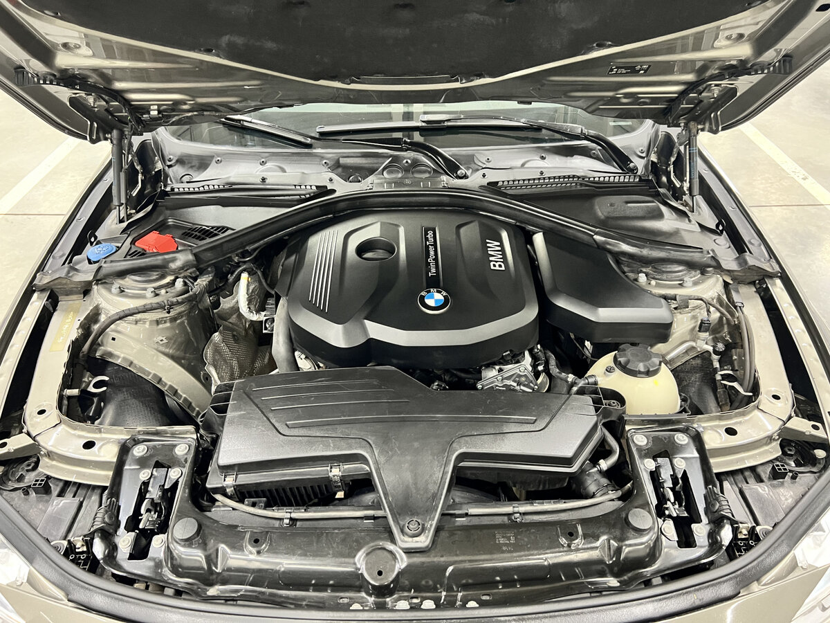 BMW 3 серии 2018 года с пробегом. Фото: #8