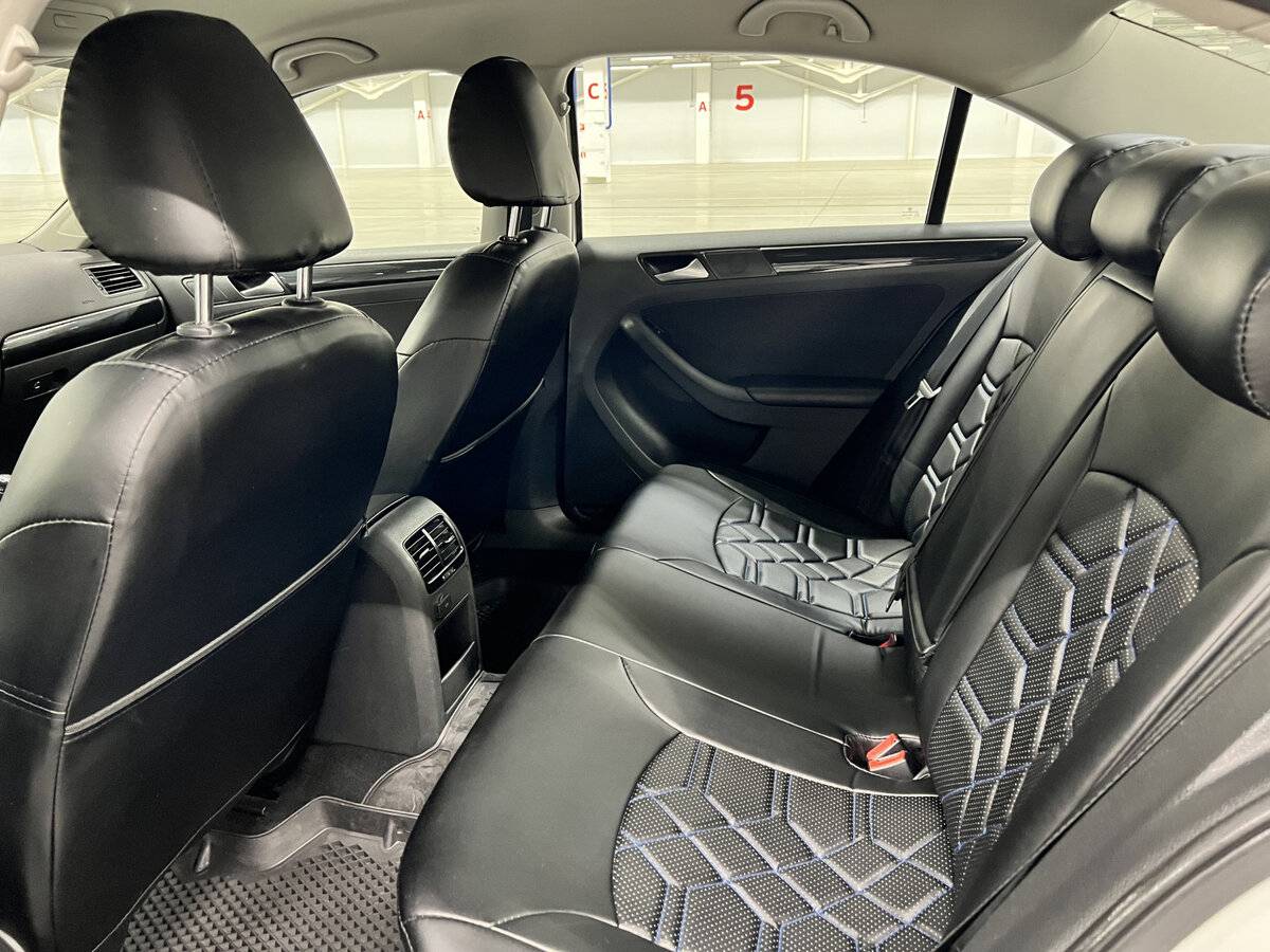 Volkswagen Jetta 2016 года с пробегом. Фото: #11