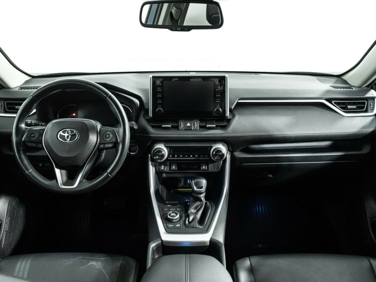 Toyota RAV4 2019 года с пробегом. Фото: #12