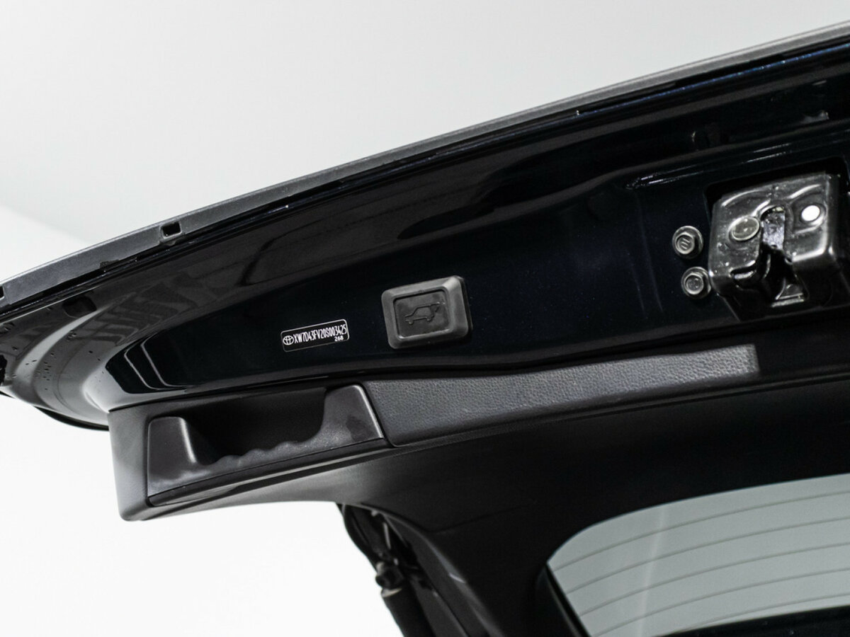 Toyota RAV4 2019 года с пробегом. Фото: #22