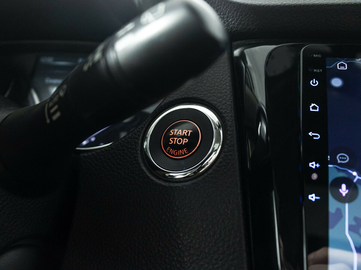 Б/У Ниссан Икс-Трейл 2017 года. Фото: #14