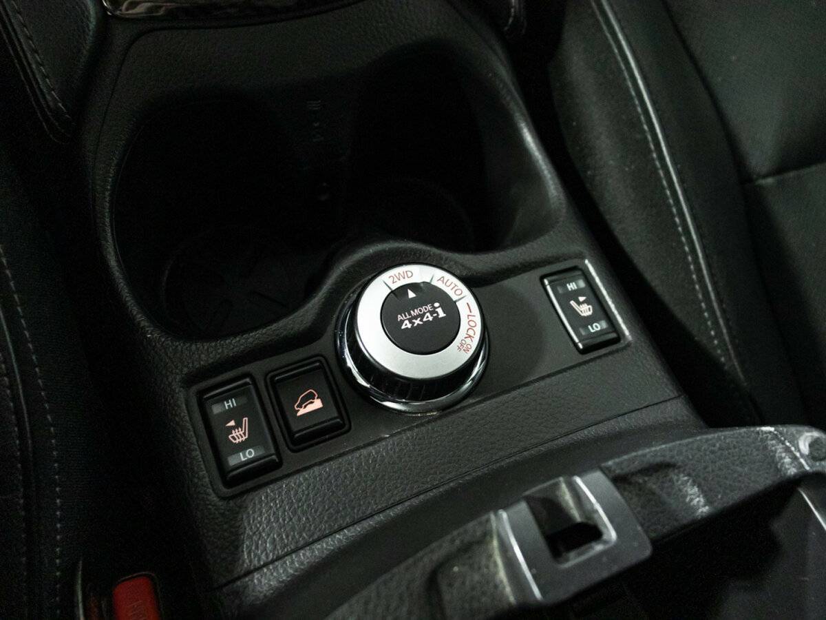 Б/У Ниссан Икс-Трейл 2017 года. Фото: #15