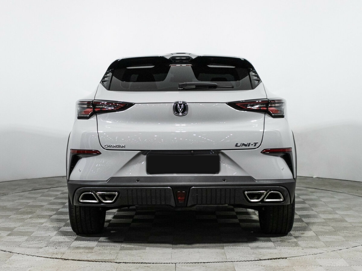 Б/У Чанган УНИ-Т 2024 года. Фото: #5