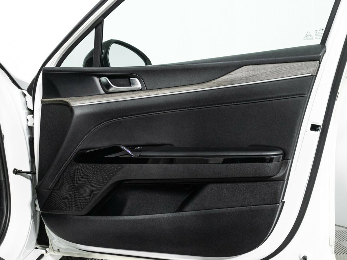 Б/У Киа К5 2021 года. Фото: #25