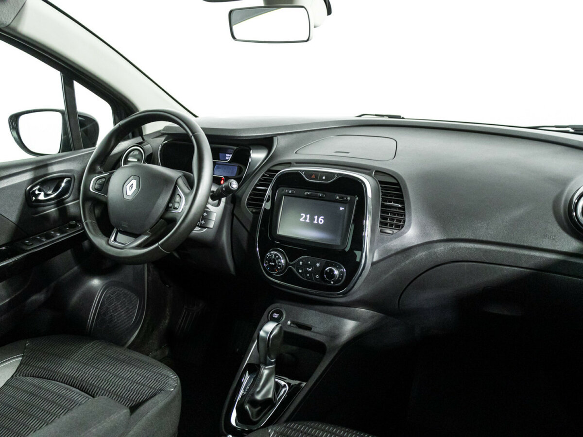 Б/У Рено Каптюр 2017 года. Фото: #8