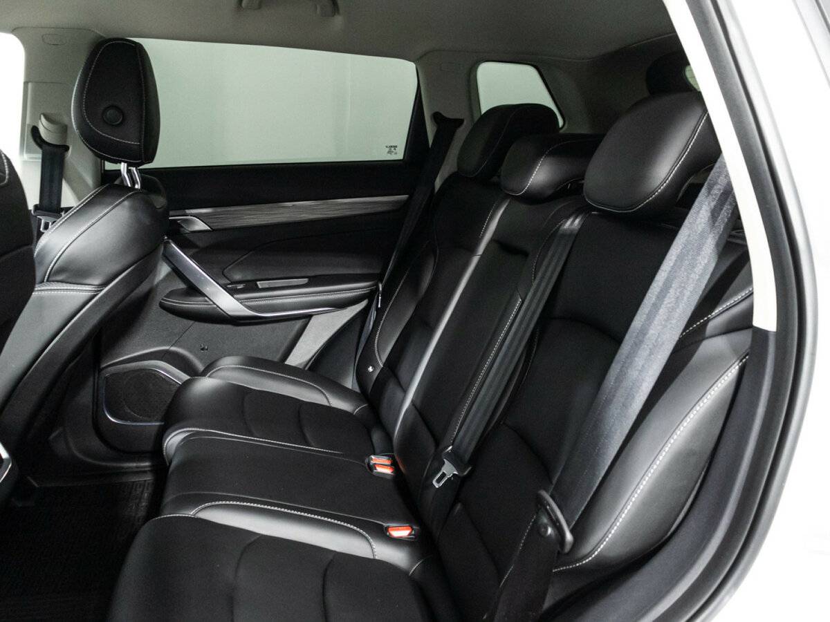 Б/У Джили Атлас Про 2023 года. Фото: #9